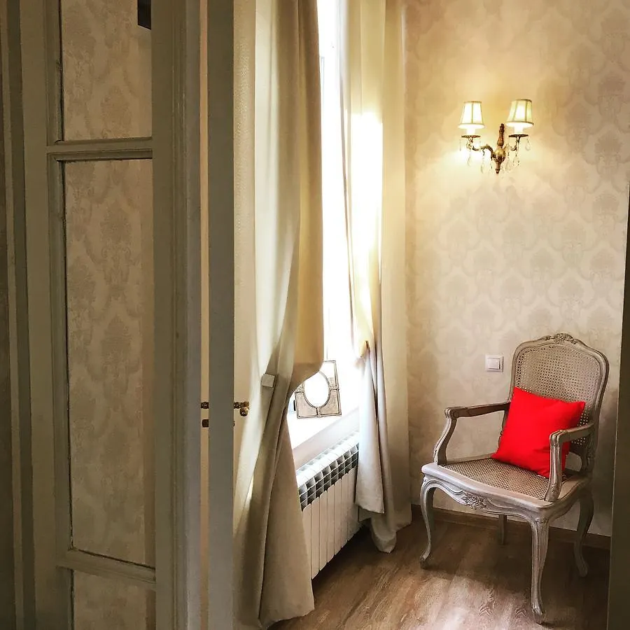 Charming Apartment In Old Tbilisi Georgia