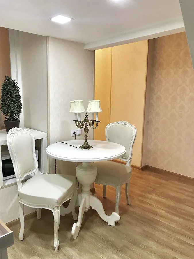 Charming Apartment In Old Τυφλίδα Γεωργία